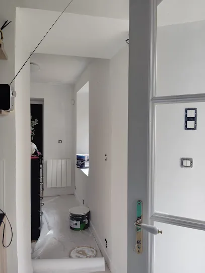 Image de LA PEINTRONNE - Peinture - Montfort l'Amaury