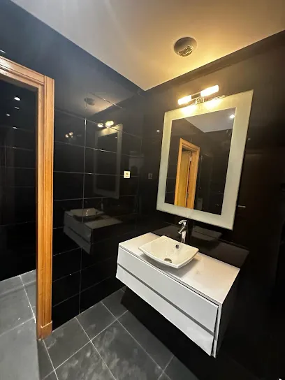 Image de M2 Rénovation appartement paris entreprise construction bâtiment rénovation d'intérieur maison devis salle de bain cuisine