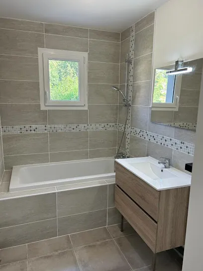 Image de MAILLARD RENOV' - Rénovation d'intérieur Pose Carrelage Parquet Création Salle de Bain Cuisine Isolation Placo Oise 60 77 93